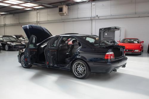 E39, BMW M5 stance, tuning, parking, BMW 5-series, black e39, BMW